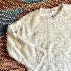 ☁️ Fuzzy Beige Women’s Sweater ☁️